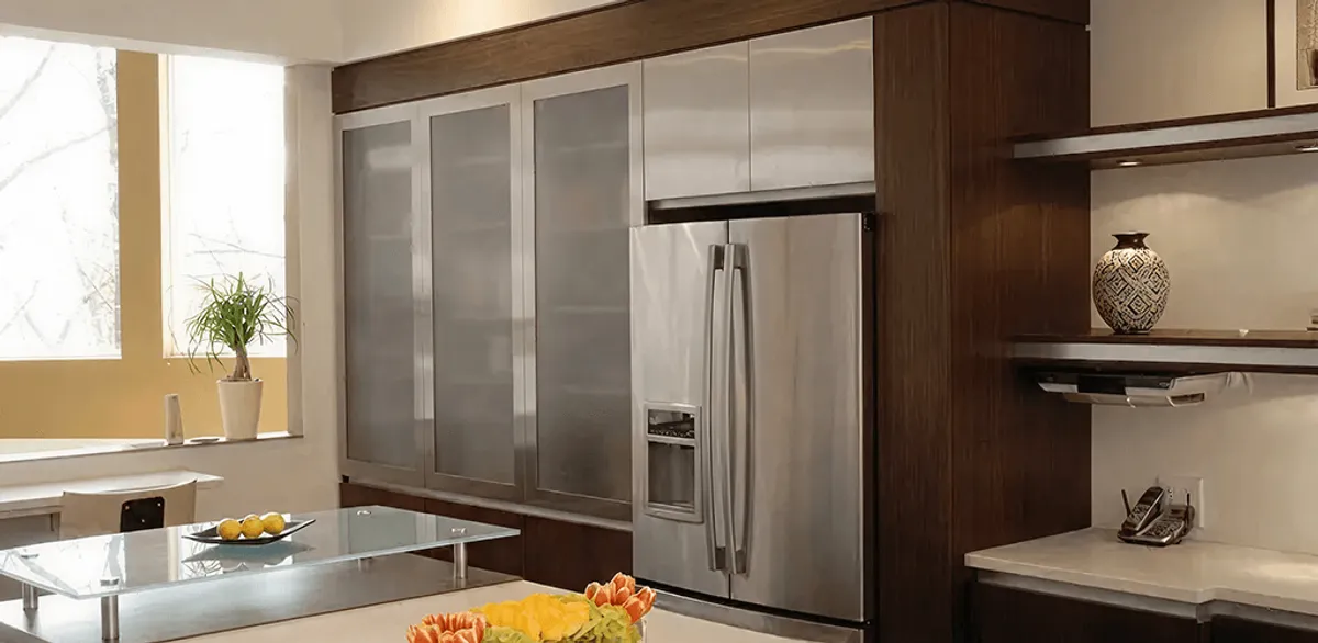Cabinet door replacement and modern kitchen cabinet upgrade in Sterling Heights, MI